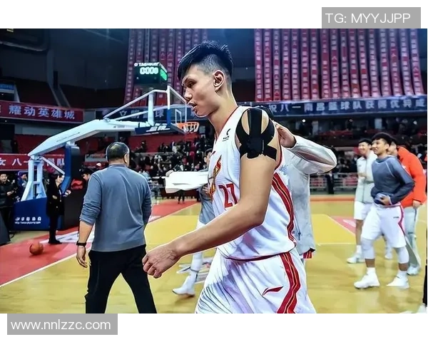 许钟豪的奋斗历程与成功秘诀探秘,激励年轻人追逐梦想的真实故事