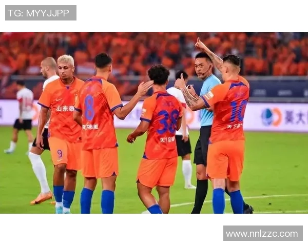 鲁能与中能2013年对决回顾：激情四溢的足球盛宴与精彩瞬间分析