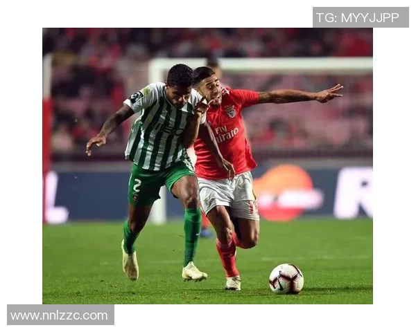 艾维斯与吉马良斯激战正酣谁能在这场对决中笑到最后